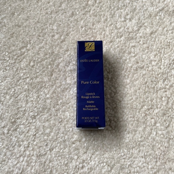 **NEW ESTEE LAUDER LIPSTICK** - Picture 11 of 13
